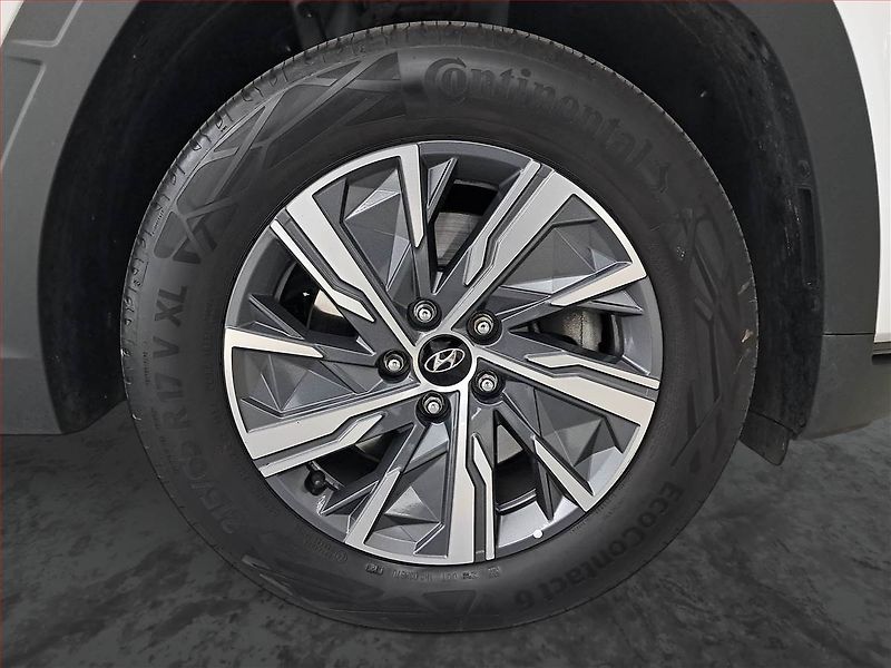 Hyundai Tucson (2023) 1.6 T-GDI 48V MHEV - fotka 15 z 19