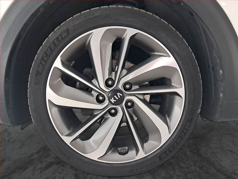 Kia Niro (2019) Hybrid, Automat, Serv.kniha - fotka 15 z 22