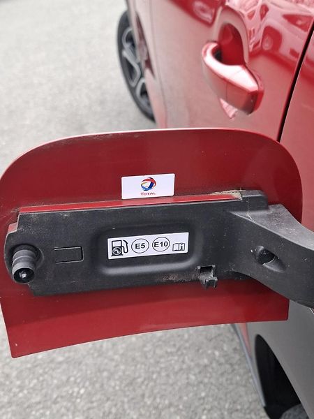 Citroën C3 Aircross (2022) 1,2 PureTech 110k MAN6 - fotka 25 z 28