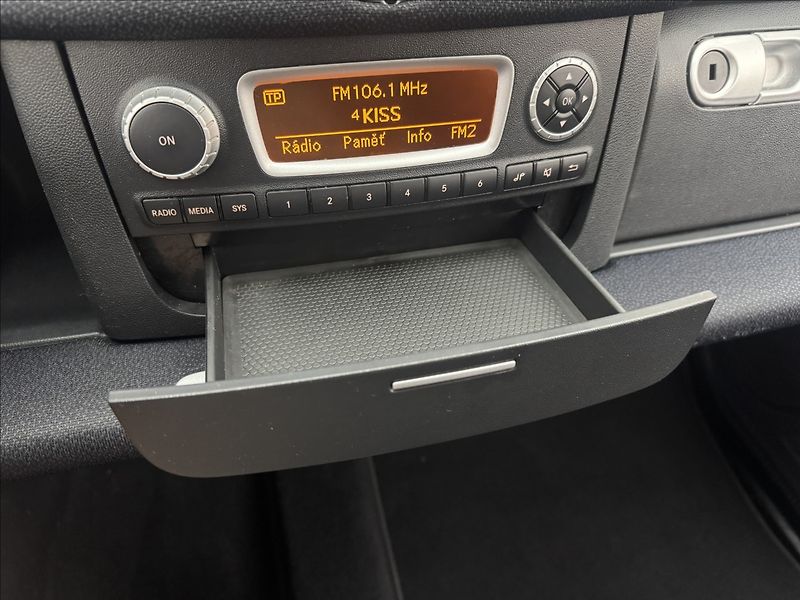 Smart Fortwo 1,0 AUTOMAT DPH NOVÁ STK ČR - fotka 14 z 28