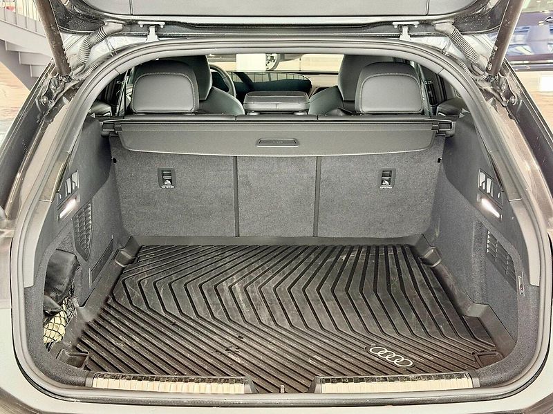 Audi A6 TDI q S-Line Tech Pro NezT 360 - fotka 21 z 22