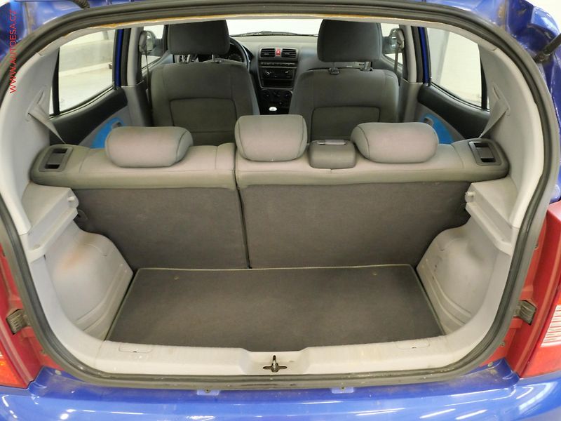Kia Picanto (2007) 1.0 CRDi, AC - fotka 7 z 17
