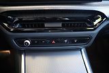 BMW Řada 3 330i xDrive Touring - náhled 11