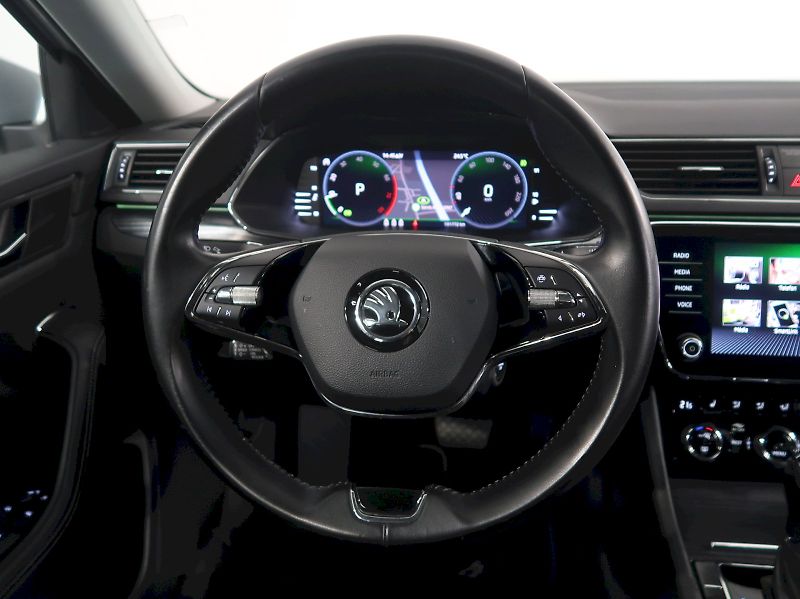 Škoda Superb (2021) STYLE  1.5TSI 110KW DSG - fotka 17 z 39