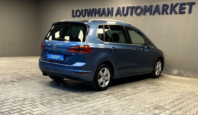 Volkswagen Golf Sportsvan 1,4 TSI DSG Highline - fotka 2 z 16