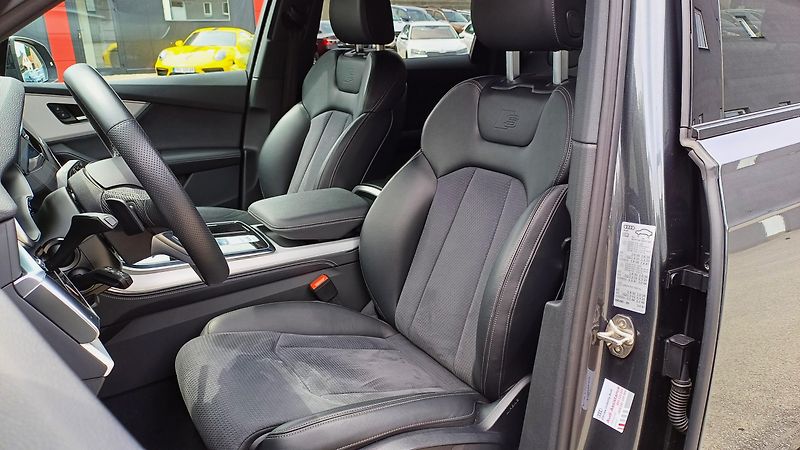 Audi Q7 S-LINE 3.0TDI WEBASTO B&O 1ČR  - fotka 23 z 44
