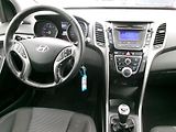Hyundai i30 (2012) 1,6 16V KLIMA TEMP ČR - náhled 21