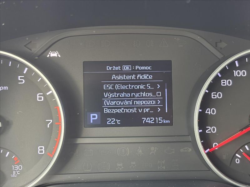 Kia Sportage 1,6 i AT 4x4 TOP ZÁRUKA TAŽNÉ - fotka 37 z 39