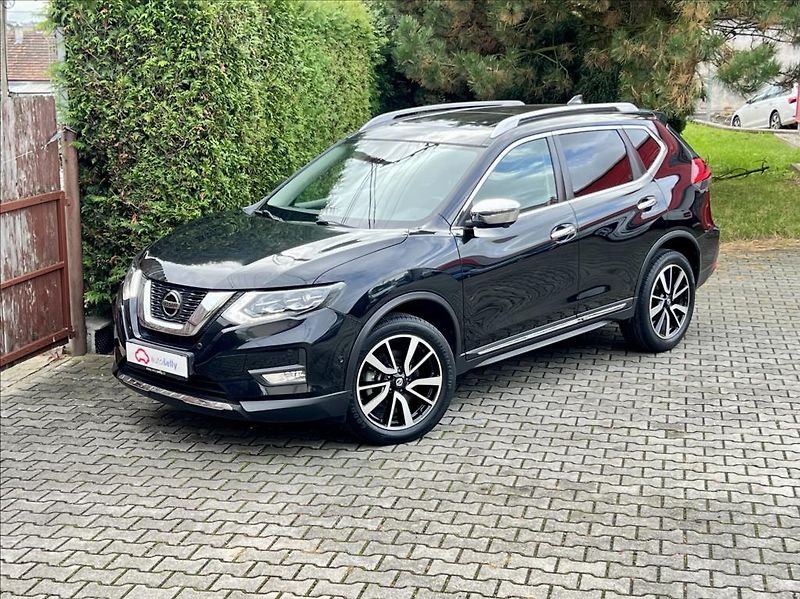 Nissan X-Trail 1,7 dCi N-TEC / panorama kůže - fotka 1 z 48