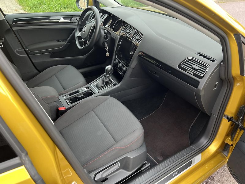 Volkswagen Golf 1.4 TSI, DSG - fotka 12 z 26