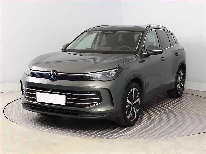 Volkswagen Tiguan (2024) 1.5 eTSI - fotka 2 z 21