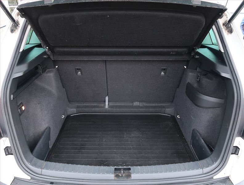 Škoda Karoq (2017) Style 1.5 TSI, Automat - fotka 14 z 21
