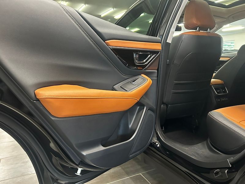 Subaru Outback (2022) 2.5 TOURING 2022 | Záruka - fotka 15 z 44