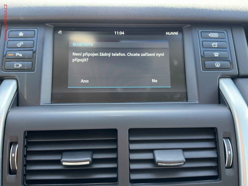 Land Rover Discovery Sport (2017) 2.0D 4x4, AT, navi, LED - fotka 17 z 23