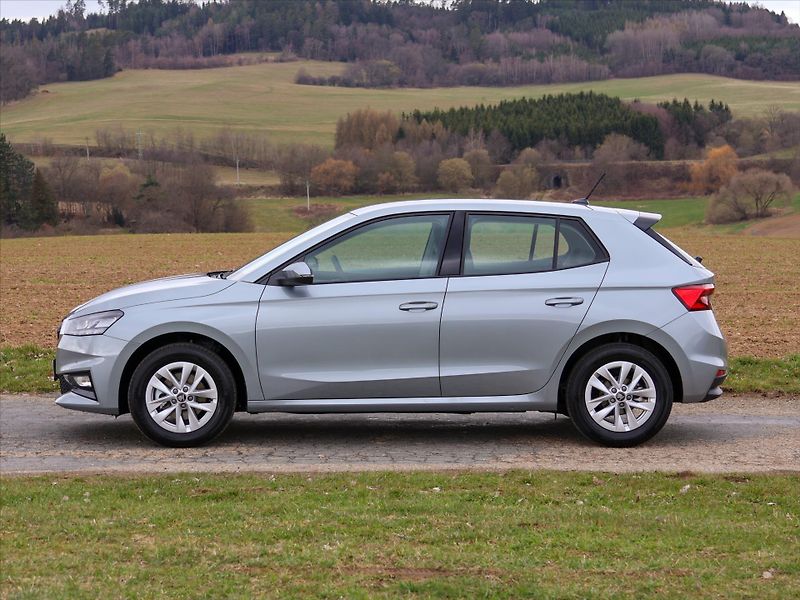 Škoda Fabia 1,0 TSi DSG Edice 130let DPH - fotka 4 z 38