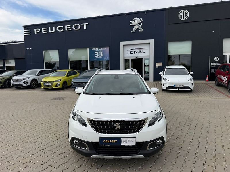 Peugeot 2008 ALLURE 1.2PT 110 EAT6 - fotka 13 z 27