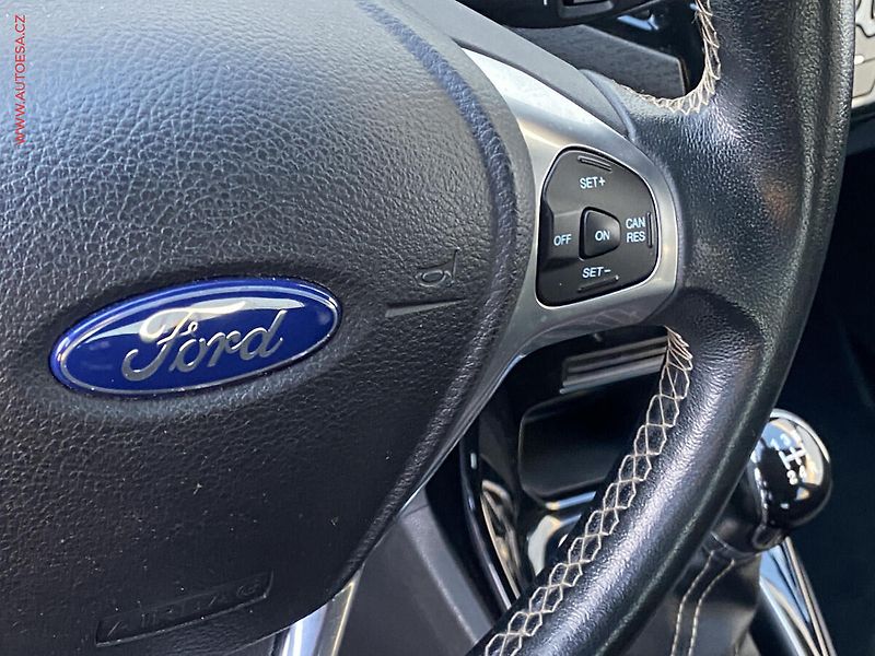 Ford Fiesta (2017) 1.5 TDCi, Titanium, navi - fotka 13 z 18