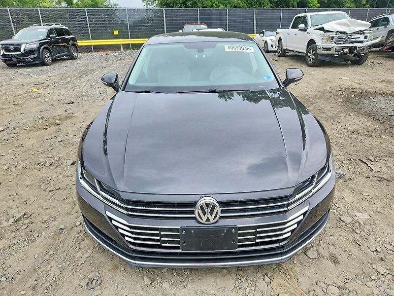 Volkswagen Arteon (2020) SE - fotka 5 z 11