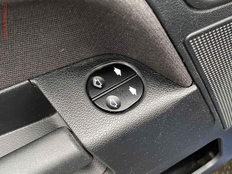 Ford Fusion (2009) 1.4i, ČR, AC - fotka 11 z 16