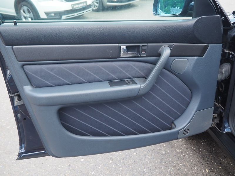 Audi A6 (1996) 1.9 TDi - fotka 8 z 34