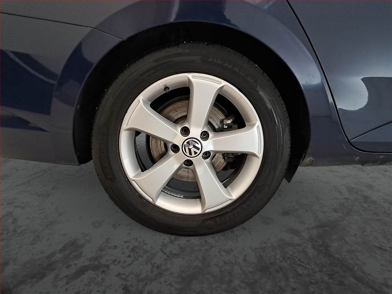 Škoda Superb (2016) Ambition 2.0 TDI, Navi - fotka 14 z 16