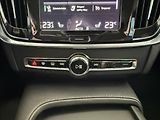 Volvo V90 2,0   140kW,D4,AWD,SERVISKA, - náhled 26