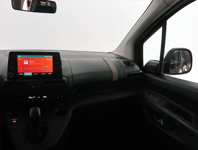 Citroën Berlingo (2019) Feel 1.5 BlueHDi, 5Míst, ČR - fotka 8 z 17