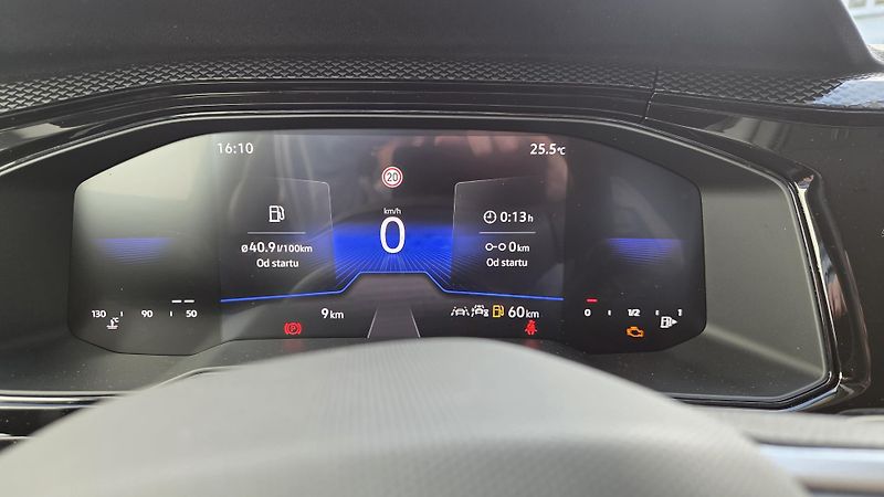Volkswagen Polo People 1,0 TSI 70 kW 5G - fotka 22 z 27
