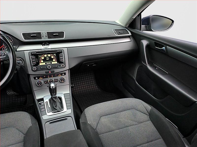 Volkswagen Passat (2012) Comfortline 1.8 TSI, Automat - fotka 8 z 19