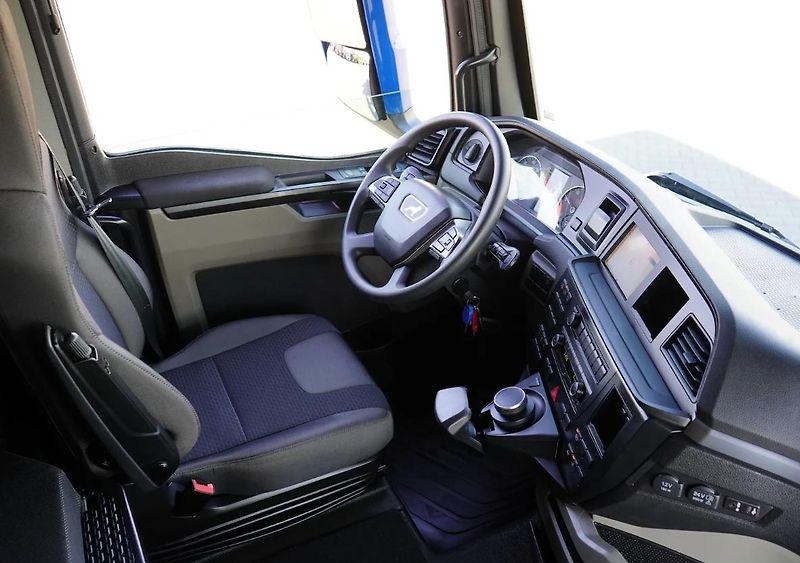 MAN TGX (2024) 26.480 6x2 BDF EURO 6 - fotka 12 z 14