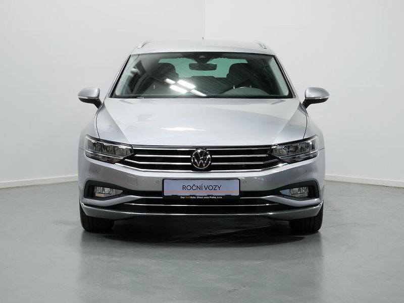 Volkswagen Passat - fotka 4 z 25