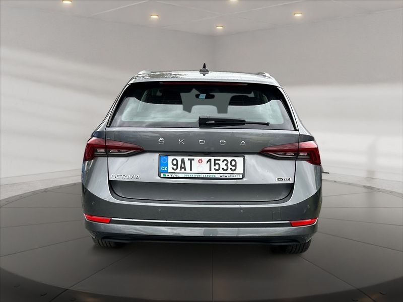 Škoda Octavia 1,5 e-TEC 110 Style AT - fotka 5 z 11