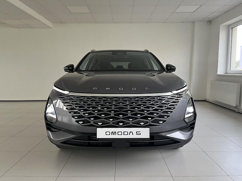 Omoda 5 (2025) 1.6 TGDI PREMIUM - fotka 2 z 21