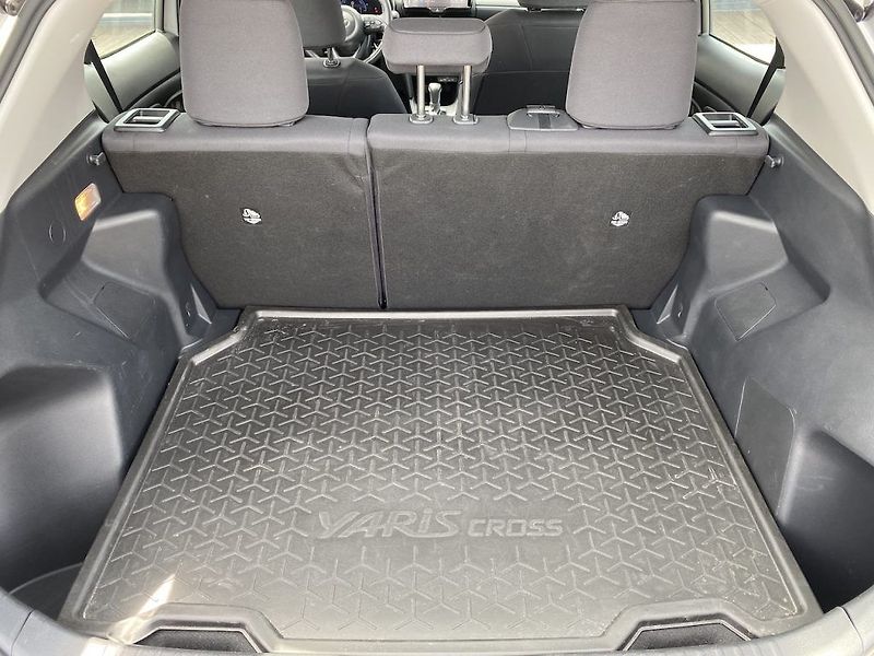 Toyota Yaris Cross 1.5HEV, ČR-1, Comfort, DPH - fotka 26 z 26