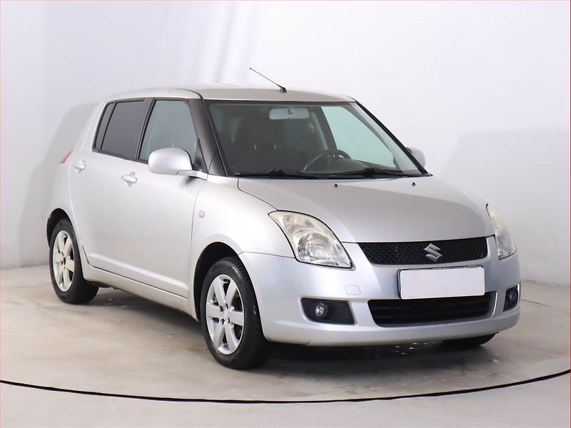 Suzuki Swift (2007) 1.3 i, po STK, levný provoz - fotka 1 z 15