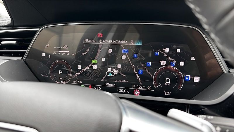 Audi Q8 e-tron 50 - 95 kWh Kůže Kamera DPH - fotka 8 z 15