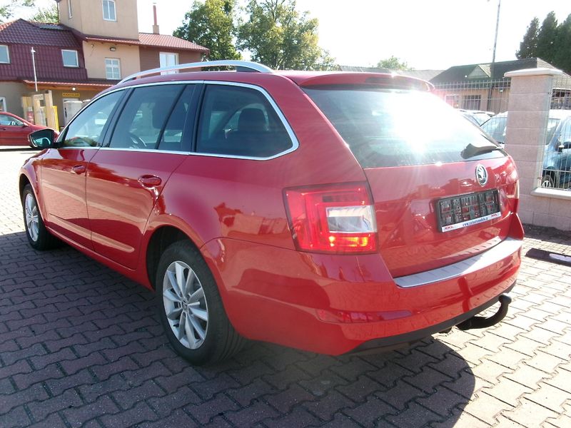 Škoda Octavia 4X4 AUTOKLIMA TAŽNÉ - fotka 5 z 34
