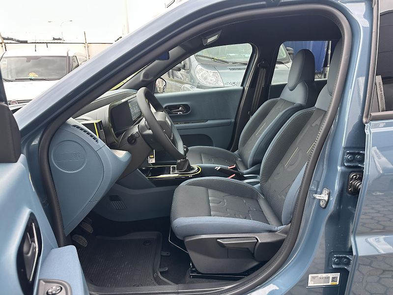 Fiat Grande Panda (2026)  Icon 1,2 Turbo 100k 6MT   - fotka 9 z 21