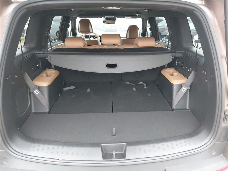 Hyundai Santa Fe 1,6   1.6TGDi PHEV Style Premi - fotka 10 z 25