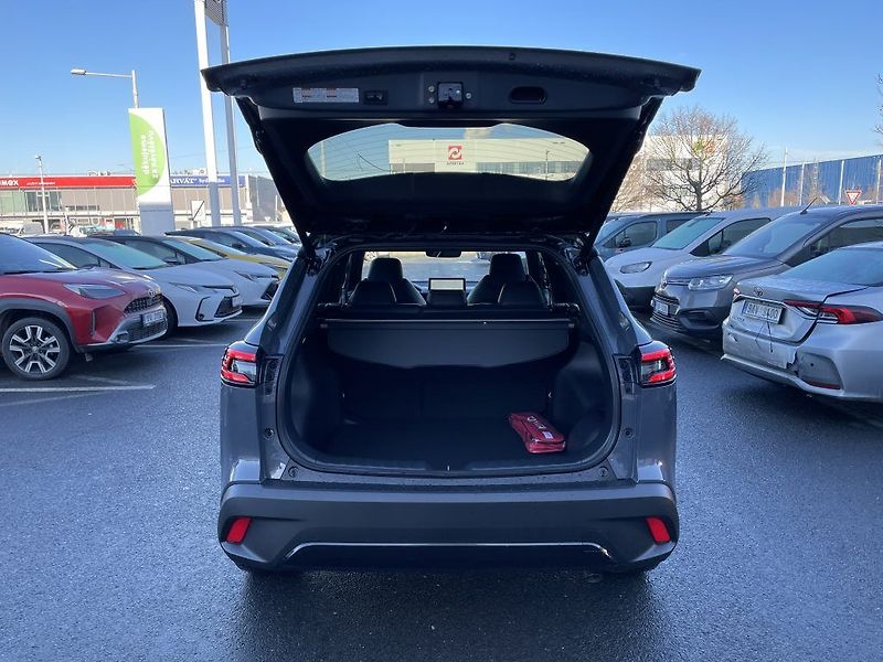Toyota Corolla Cross 2.0 Hybrid GR Sport - fotka 5 z 30