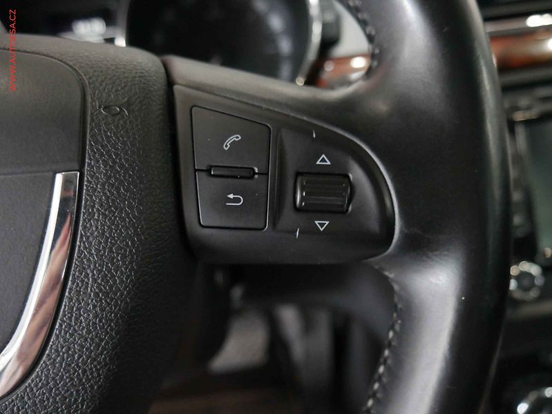 Škoda Superb (2008) 3.6 FSI 4x4, ČR, DSG, výhřev - fotka 13 z 24