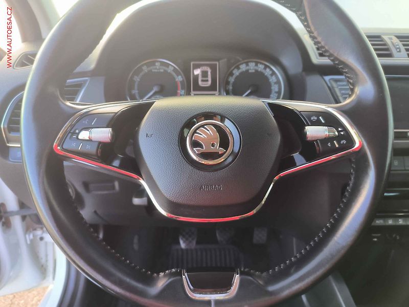 Škoda Fabia (2022) 1.0 TSi, 2.maj,ČR, Ambition - fotka 16 z 22