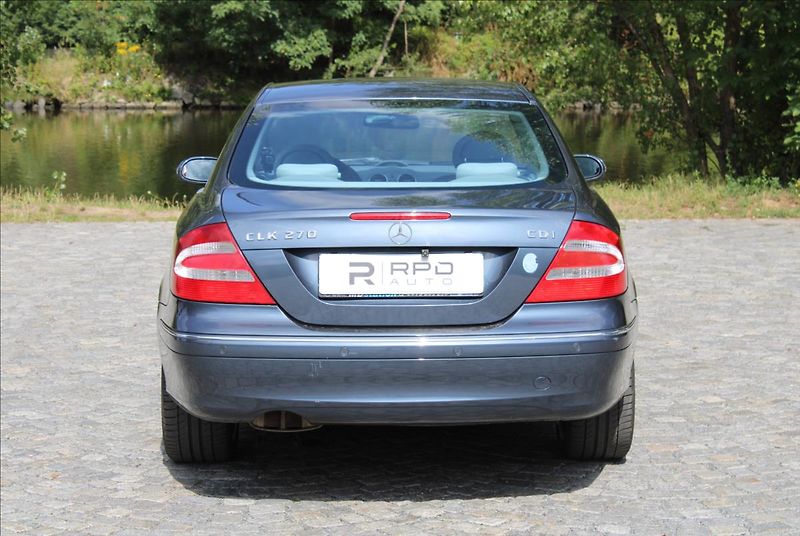 Mercedes-Benz CLK 270 CDI / Automat / CZ - fotka 5 z 32