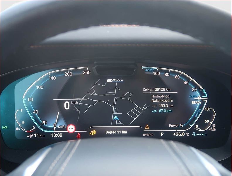 BMW Řada 5 (2021) Luxury Line 530e xDrive - fotka 11 z 19