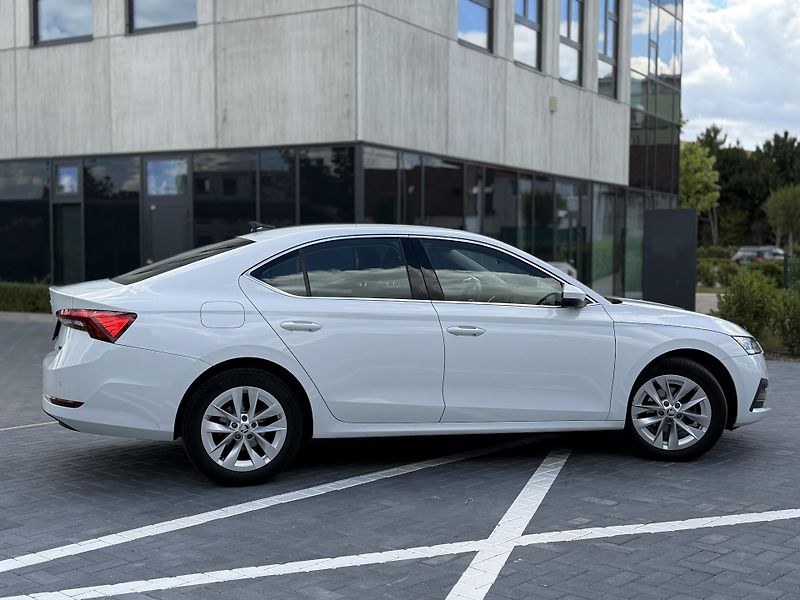Škoda Octavia (2021) 1.0 tsi 81 kW e-tec/DPH - fotka 4 z 21
