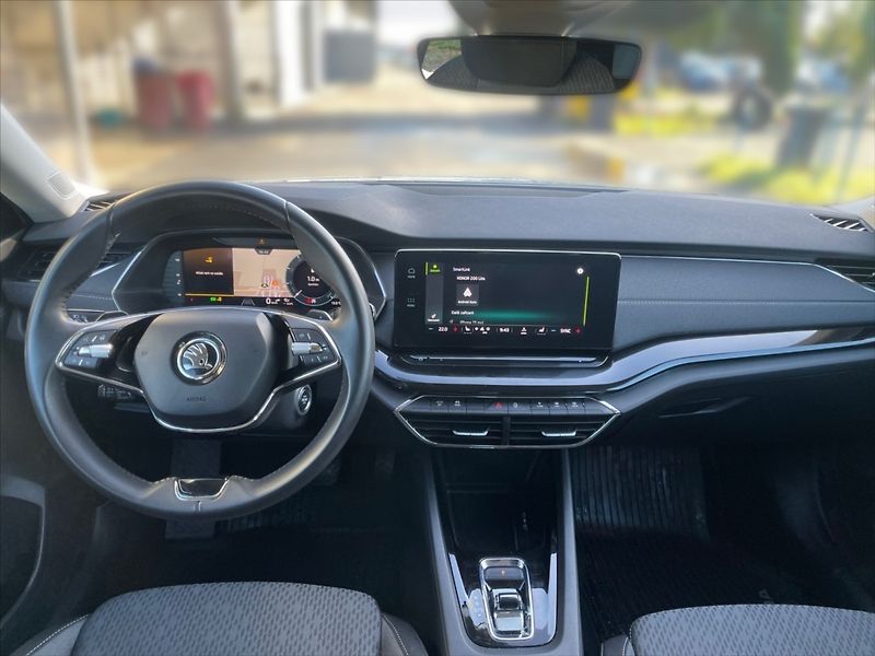 Škoda Octavia 1,5 e-TEC Style DSG - fotka 9 z 11