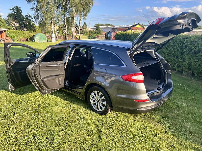 Ford Mondeo 2.0TDCI 110KW,NAVI,SAMOPARK - fotka 29 z 48