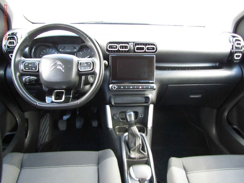 Citroën C3 Aircross (2018) 1.2PT, AC, tempo, park.asist - fotka 8 z 19