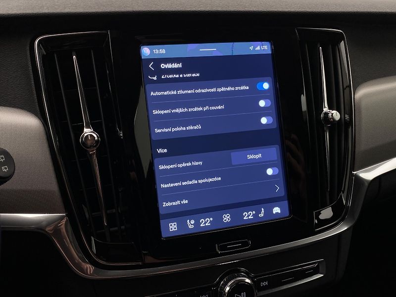 Volvo V90 T6 AWD RECHARGE REZERVACE - fotka 51 z 58