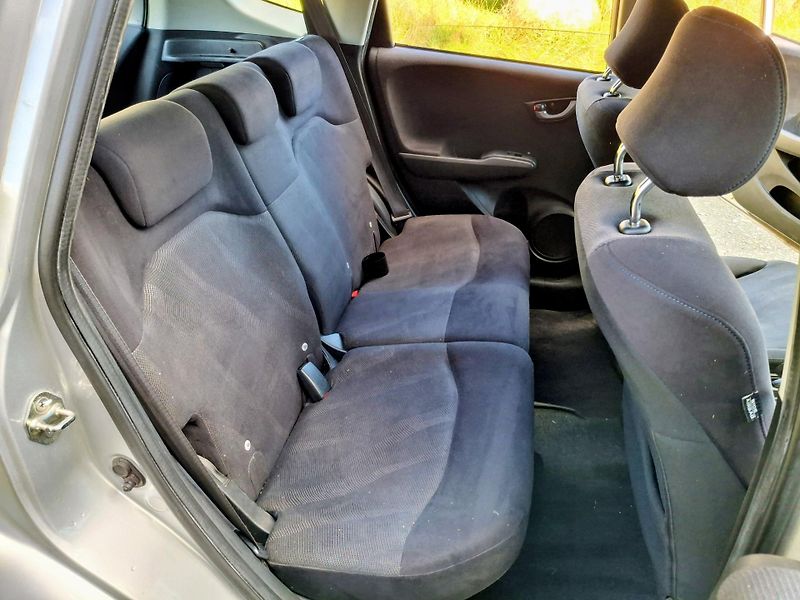 Honda Jazz 1.2 benzin Elegance 1. majitel - fotka 19 z 26